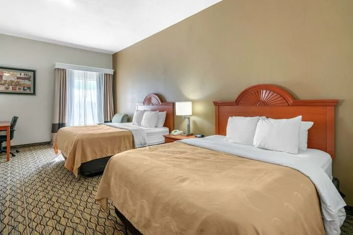 Room 4 of 30