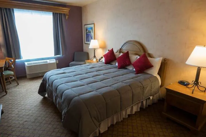 Room 2 of 17
