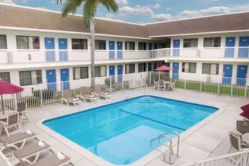 Motel 6 Pismo Beach CA