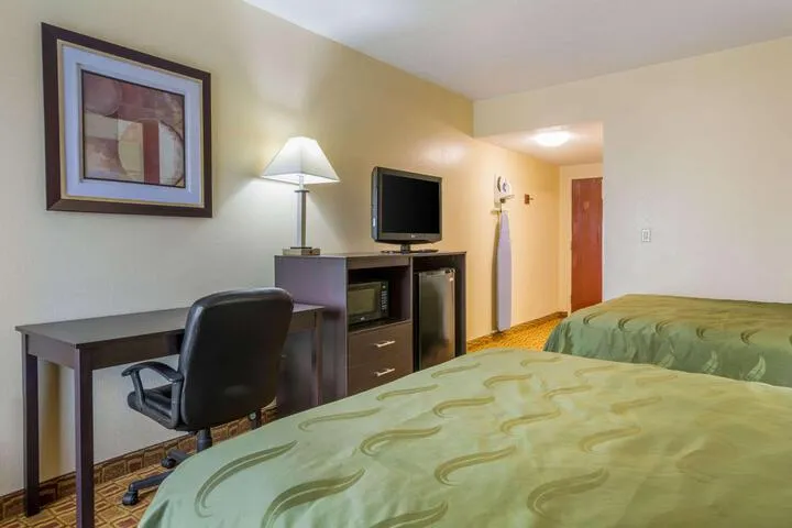 Room 5 of 52