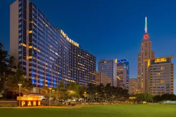 The Statler Dallas Curio Collection by Hilton