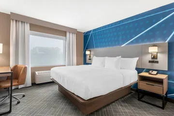Comfort Inn & Suites Suwanee - Sugarloaf