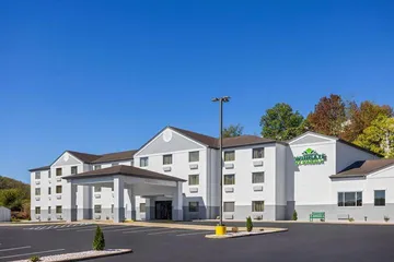Wingate by Wyndham Pittsburgh / New Stanton