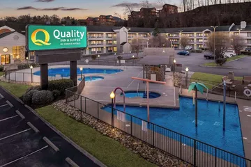 Quality Inn & Suites Dollywood