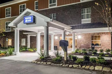 MainStay Suites Hackberry Sportsmans Lodge