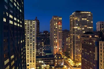 Hilton Chicago / Magnificent Mile Suites