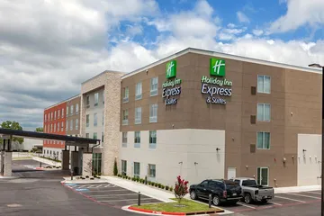 Holiday Inn Express & Suites Tulsa South - Woodland Hills by IHG