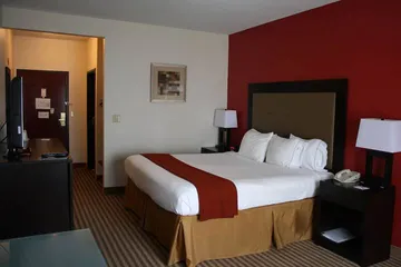 Holiday Inn Express Hotel & Suites Livingston by IHG