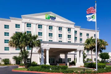 Holiday Inn Express & Suites Kendall by IHG