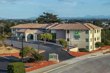 Holiday Inn Express Hotel & Suites Marina - State Beach Area by IHG