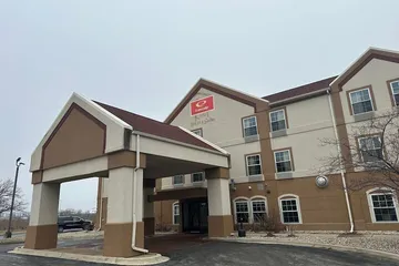 Econo Lodge Inn & Suites