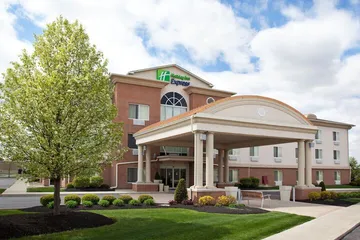 Holiday Inn Express & Suites Marion by IHG