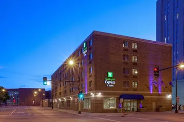Holiday Inn Express Hotel & Suites Downtown Minneapolis by IHG