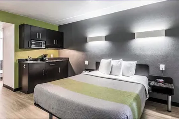 Studio 6 Indianapolis IN