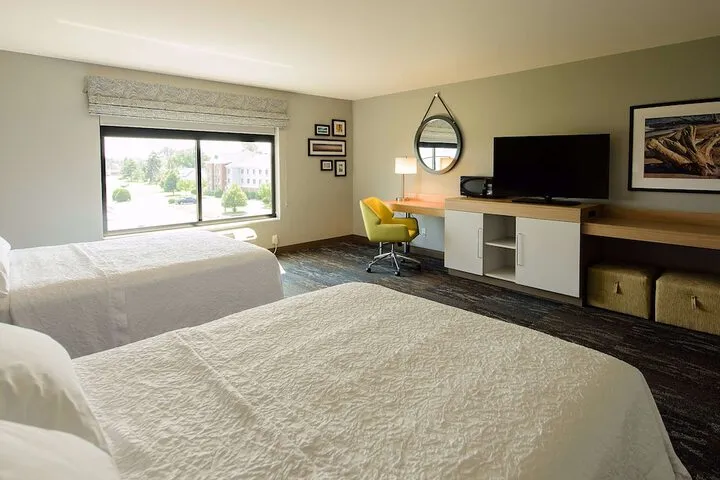 Room 5 of 26