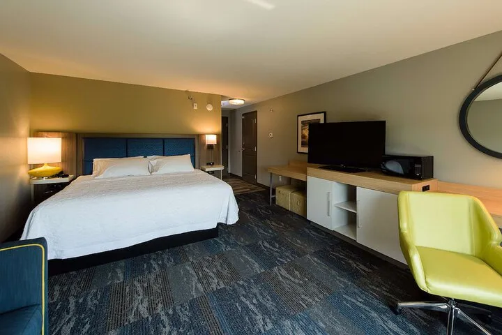 Room 3 of 26