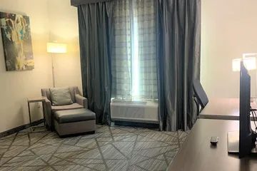 Comfort Inn & Suites Houston I-45 North - IAH