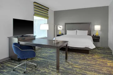 Hampton Inn & Suites Irvine-Orange County Airport