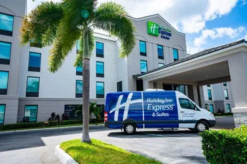 Holiday Inn Express Hotel & Suites Tampa Northwest - Oldsmar by IHG