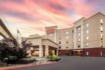 Hampton Inn & Suites Seattle-Airport / 28th Ave