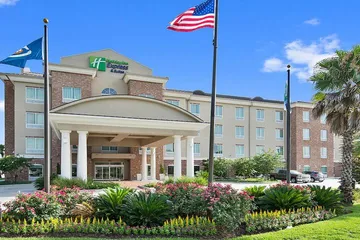 Holiday Inn Express & Suites Gonzales by IHG