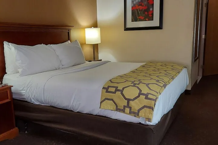 Room 5 of 41