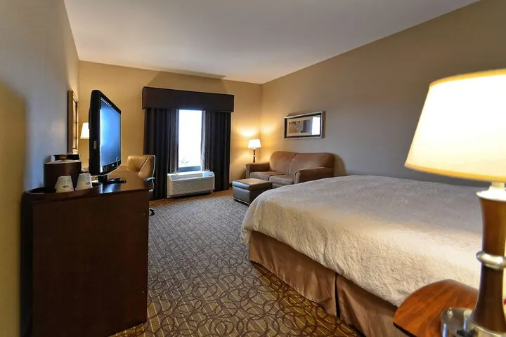 Room 5 of 46