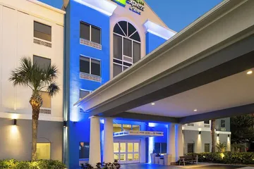 Holiday Inn Express St. Petersburg North (I-275) by IHG