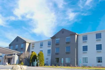 Holiday Inn Express Pittsburgh-Bridgeville by IHG