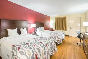 Red Roof Inn Clarksville