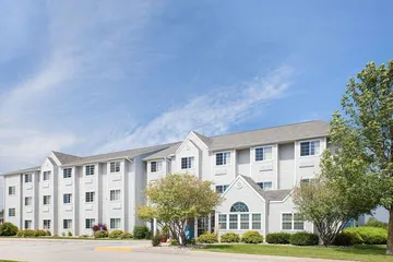 Microtel Inn & Suites by Wyndham Clear Lake