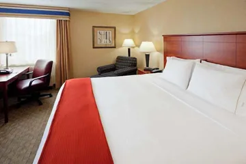 Holiday Inn Express Ramsey-Mahwah by IHG