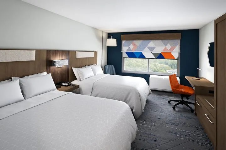 Room 2 of 45