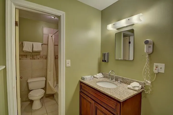 Room 5 of 48