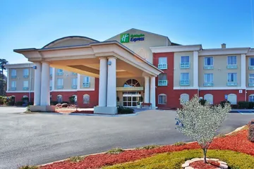 Holiday Inn Express & Suites Thomasville by IHG