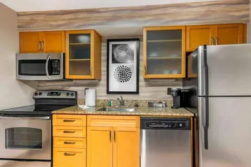 MainStay Suites St. Louis - Galleria