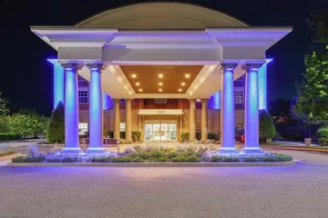Holiday Inn Express & Suites Williamsburg by IHG
