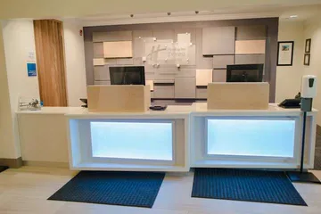 Holiday Inn Express & Suites Winona by IHG