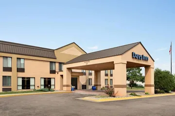 Days Inn by Wyndham Fargo / West Acres