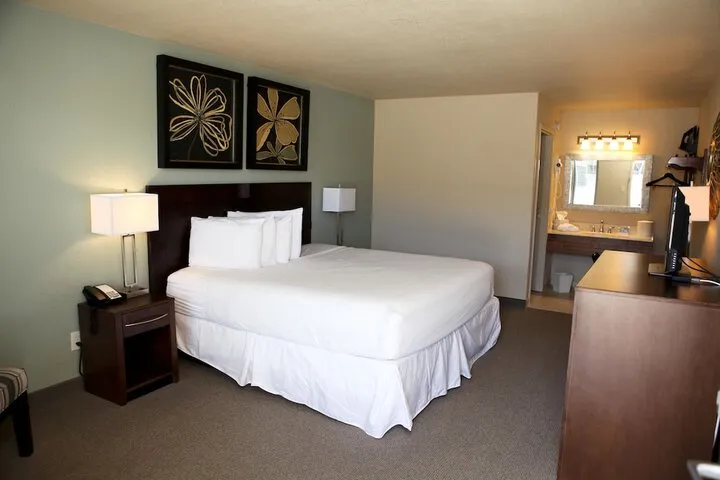 Room 3 of 30
