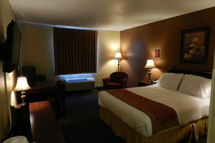Room 5 of 31