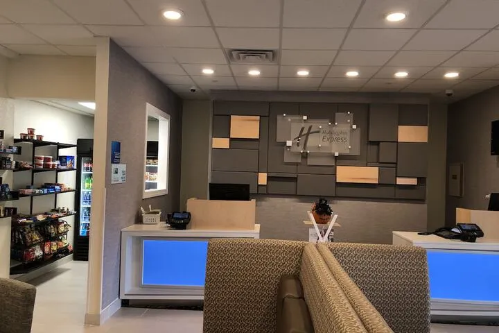 Check-in/check-out kiosk