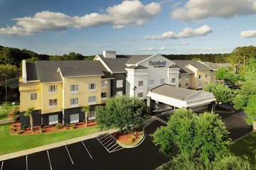 Fairfield Inn & Suites Charleston North / University Area