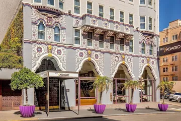 Hotel Adagio Autograph Collection