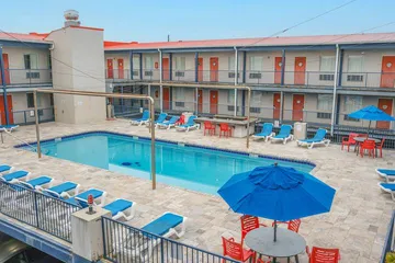 Sea & Breeze Hotel And Condo