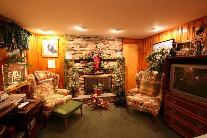 Hotel Interior 2 of 94
