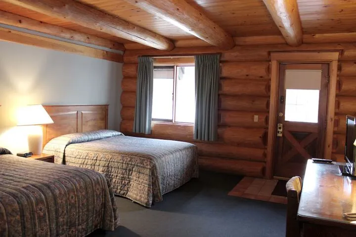 Room 4 of 94