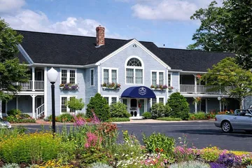 Cod Cove Inn BW Signature Collection