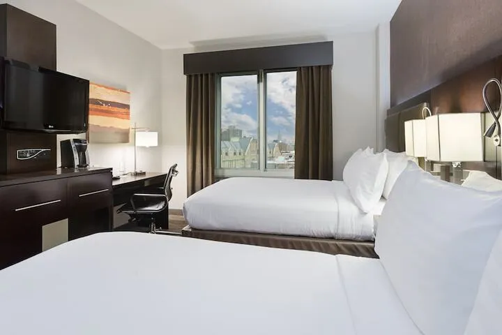 Room 4 of 29