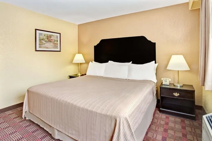 Room 2 of 15